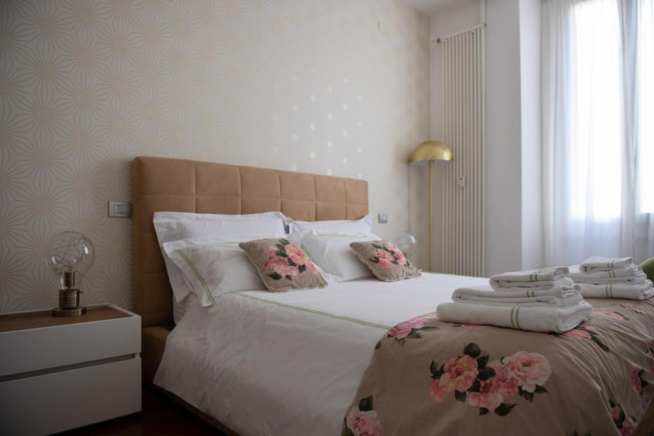 Madeleine Apartments - Residenza Belle Epoque ミラノ エクステリア 写真